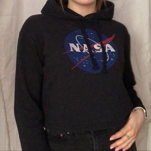 ✨NASA CROPPED HOODIE✨